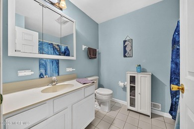 Welcome To This Beautifully Maintained 4 Bed, 2.5 Bath Colonial - photo 28