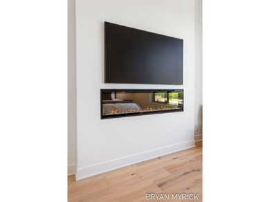 Situated on the top floor as a highly desirable corner residence - photo 29