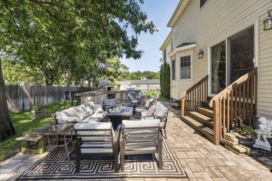 Welcome To This Beautifully Maintained 4 Bed, 2.5 Bath Colonial - photo 36
