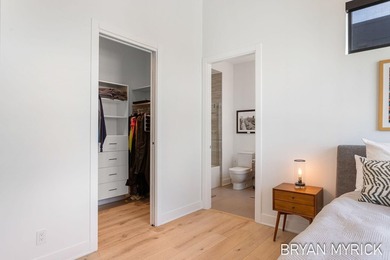 Situated on the top floor as a highly desirable corner residence - photo 38
