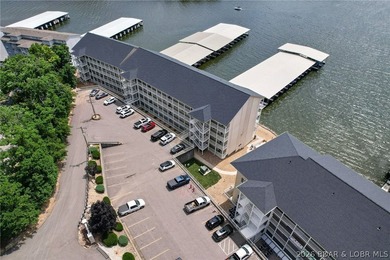 Lake front life never looked so good! Check out this 3 bedroom 2 - photo 40