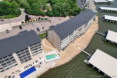 Lake front life never looked so good! Check out this 3 bedroom 2 - photo 43