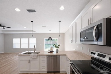 Welcome to this beautifully crafted brand-new construction - photo 3