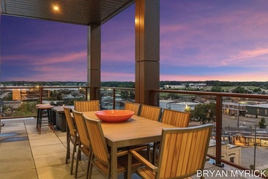 Situated on the top floor as a highly desirable corner residence - photo 49