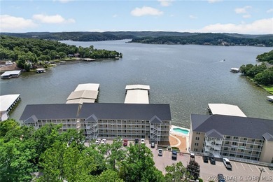 Lake front life never looked so good! Check out this 3 bedroom 2 - photo 50
