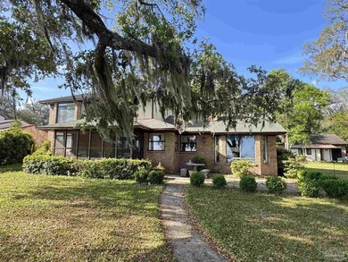 Built in 1991 by its original owners and offered for the first - photo 5