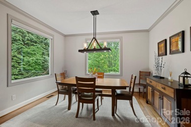 Exceptional home in highly desirable Kenmure, a gated golf - photo 6