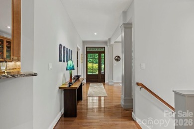 Exceptional home in highly desirable Kenmure, a gated golf - photo 7