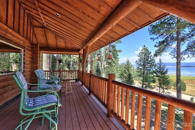 Experience elevated mountain living in this private, year-round - photo 4
