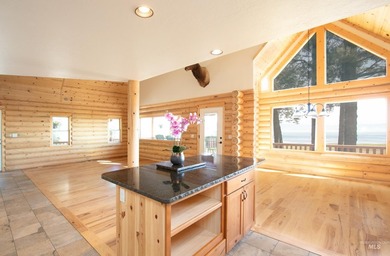 Experience elevated mountain living in this private, year-round - photo 8
