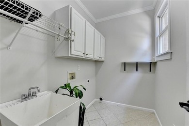 PRICE TO SELL!!! Welcome to this stunning 5-bedroom, 5 full bath - photo 22