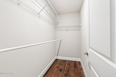 Welcome to 7 Newhaven Lane, where low-maintenance living meets - photo 34