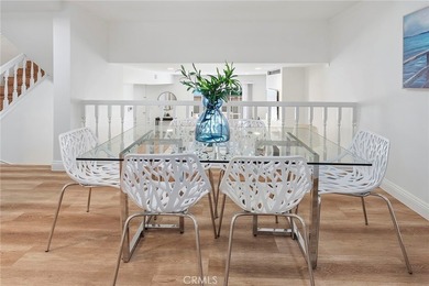 Beautiful Marina Del Rey townhome located in the highly - photo 6