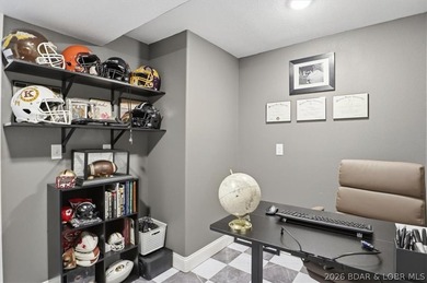 Experience the perfect combination of comfort and space in this - photo 16