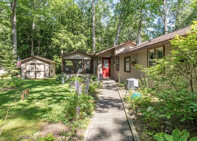 Experience a true Canadian-style retreat right here in the - photo 30