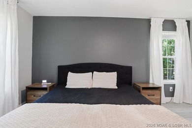 Experience the perfect combination of comfort and space in this - photo 33