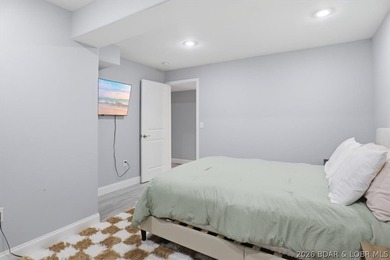 Experience the perfect combination of comfort and space in this - photo 38
