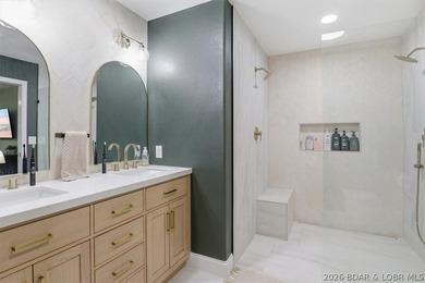 Experience the perfect combination of comfort and space in this - photo 44