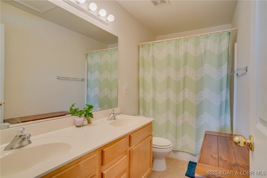 Top-Floor Lake View Condo. 3 bedroom 2 bathroom in Camdenton - photo 10
