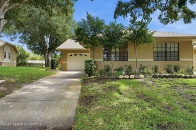 Beautiful Arbor Ridge Community. Home Features 2 beds, 2 Baths 1 - photo 1