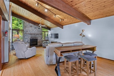 Very private one-of-a-kind custom-built 3,453 square foot home - photo 7