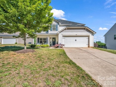 Welcome to 104 Bermuda Run, perfectly situated with the Deer - photo 1
