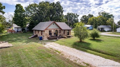 Lake of the Ozarks Home Under Contract in Camdenton Missouri