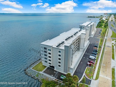Space Coast lifestyle buyers dream about! This 2-bedroom, 2 bath - photo 3