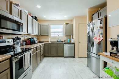 Welcome to 135 Primrose Lane in Camdenton! This beautifully - photo 10