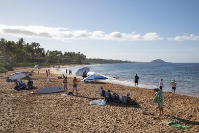 Aloha and welcome to Mana Kai 514. This beautifully updated - photo 33