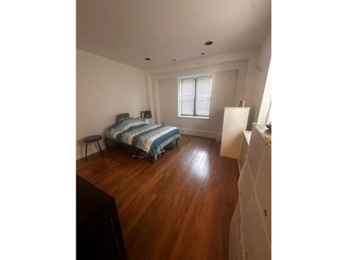 Looking For A Stunning Apartment In Woodmere? Look No Further - photo 3