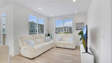 Experience modern living in the Mariposa neighborhood of Rancho - photo 8