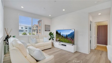 Experience modern living in the Mariposa neighborhood of Rancho - photo 9