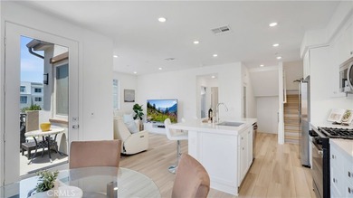 Experience modern living in the Mariposa neighborhood of Rancho - photo 10