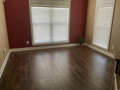 Seller Motivated !!! Each bedroom has it's own bathroom !! - photo 11
