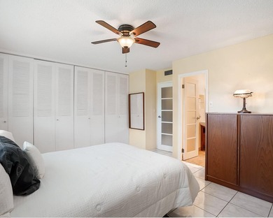 A beautifully remodeled 2-bedroom, 2-bath condo in the 55+ Rose - photo 20