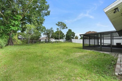 NEW ROOF TO BE INSTALLED! Beautiful 3-bedroom, 2-bath CBS home - photo 21