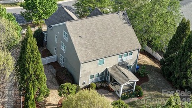 Welcome to this beautifully maintained home in the highly sought - photo 25