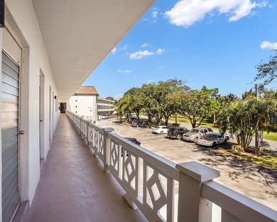 A beautifully remodeled 2-bedroom, 2-bath condo in the 55+ Rose - photo 26