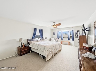 Bring your boat and enjoy waterfront living in Shelter Cove! - photo 28