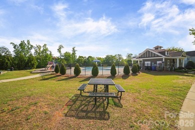 Welcome to this beautifully maintained home in the highly sought - photo 29