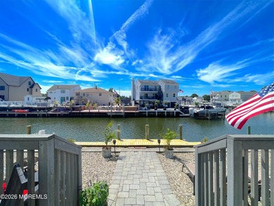 Bring your boat and enjoy waterfront living in Shelter Cove! - photo 30
