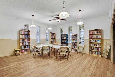 A beautifully remodeled 2-bedroom, 2-bath condo in the 55+ Rose - photo 33
