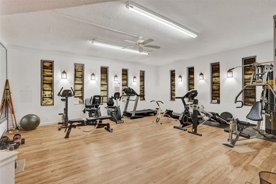 A beautifully remodeled 2-bedroom, 2-bath condo in the 55+ Rose - photo 34