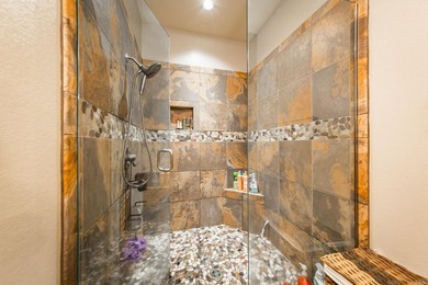 Seller Motivated !!! Each bedroom has it's own bathroom !! - photo 35