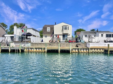 Bring your boat and enjoy waterfront living in Shelter Cove! - photo 35