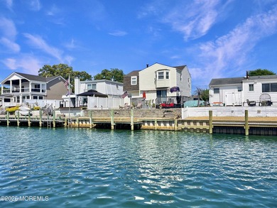 Bring your boat and enjoy waterfront living in Shelter Cove! - photo 36