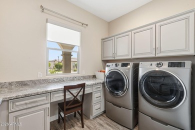 Welcome to the finest in Encanterra living! This exceptional - photo 38