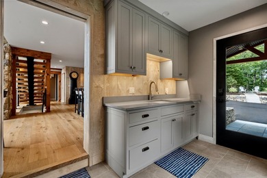 Situated on 7 private acres, 18 High Head blends expansive - photo 12