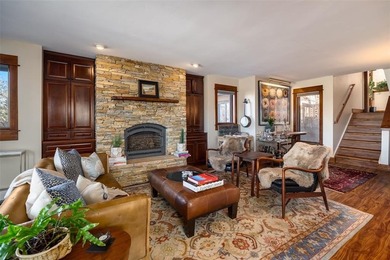 Overlooking the Rollingstone Ranch Golf Course, this Clubhouse - photo 13